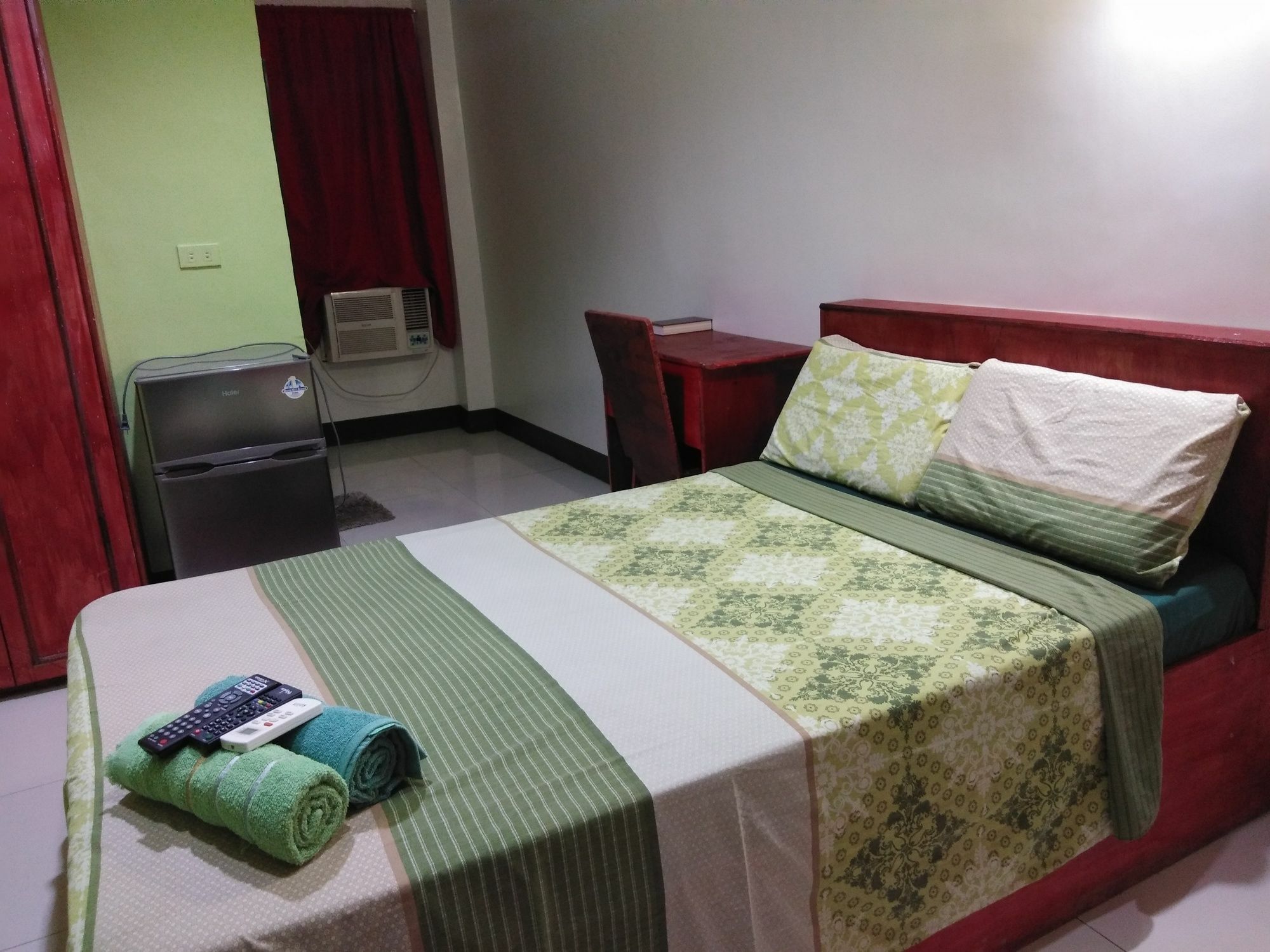Aosmec Square Hotel Lapu-Lapu City Exterior photo